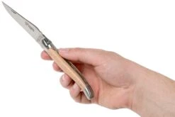 Laguiole En Aubrac Classic 12cm De Madera De Plátano L0212PYNI/FSB1 -Victorinox Ventas AUL0212PYNI FSB1 08 laguiole en aubrac