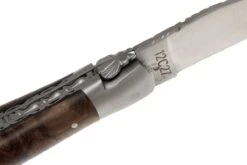 Laguiole En Aubrac 12cm Double Plates, Walnut Burl Limado A Mano, L0712LYI-FSB1 13 Laguiole En Aubrac 12cm Double Plates, Walnut Burl Limado A Mano, L0712LYI-FSB1 -Victorinox Ventas AUL0712LYI FSB1 04 laguiole en aubrac aul0712lyi fsb1 04