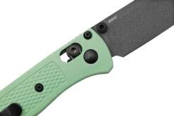 Benchmade Mini Bugout 533GY-06, Sea Foam Grivory, Navaja -Victorinox Ventas BE533GY 06 05 benchmade
