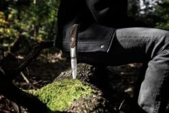 Fällkniven TK3 TRE Kronor Desert Ironwood TK3ic Cuchillo De Caballero -Victorinox Ventas FKTK3IC 10 sfeerfoto