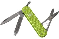 Victorinox Classic SD Alox Colours, Lime Twist 0.6221.241G Swiss Navaja